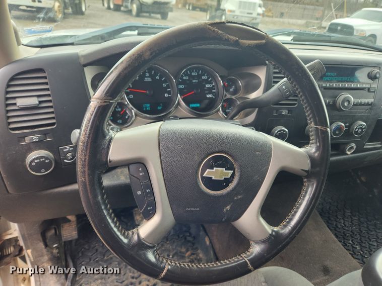 image for item JB9641 2009 Chevrolet Silverado 1500 LT Z71  Crew Cab pickup truck