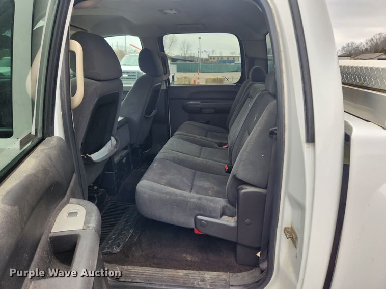 image for item JB9641 2009 Chevrolet Silverado 1500 LT Z71  Crew Cab pickup truck