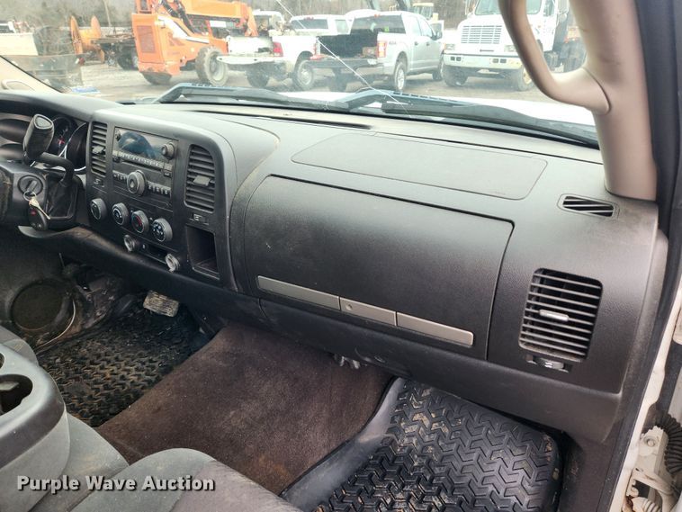 image for item JB9641 2009 Chevrolet Silverado 1500 LT Z71  Crew Cab pickup truck