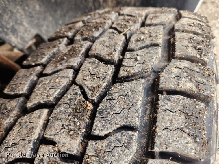 image for item JB9641 2009 Chevrolet Silverado 1500 LT Z71  Crew Cab pickup truck