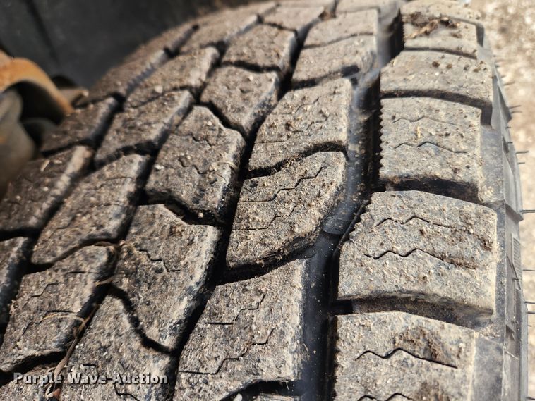 image for item JB9641 2009 Chevrolet Silverado 1500 LT Z71  Crew Cab pickup truck