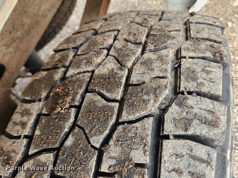 image for item JB9641 2009 Chevrolet Silverado 1500 LT Z71  Crew Cab pickup truck