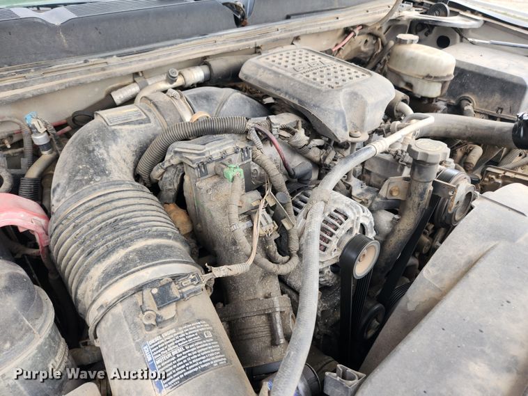 image for item JB9643 2007 Chevrolet Silverado 3500HD  Crew Cab utility bed pickup truck