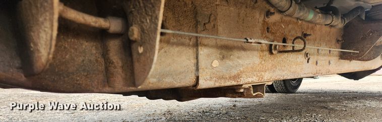 image for item JB9643 2007 Chevrolet Silverado 3500HD  Crew Cab utility bed pickup truck