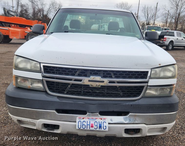 image for item JB9644 2007 Chevrolet Silverado 2500HD  pickup truck