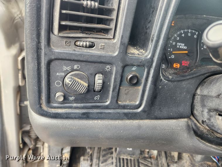 image for item JB9644 2007 Chevrolet Silverado 2500HD  pickup truck