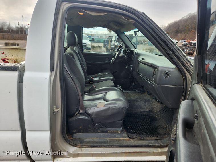 image for item JB9644 2007 Chevrolet Silverado 2500HD  pickup truck