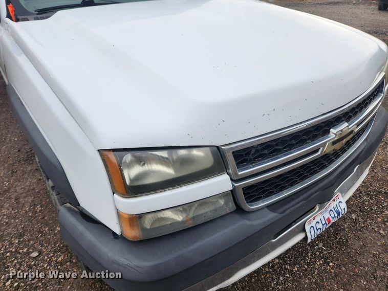 image for item JB9644 2007 Chevrolet Silverado 2500HD  pickup truck