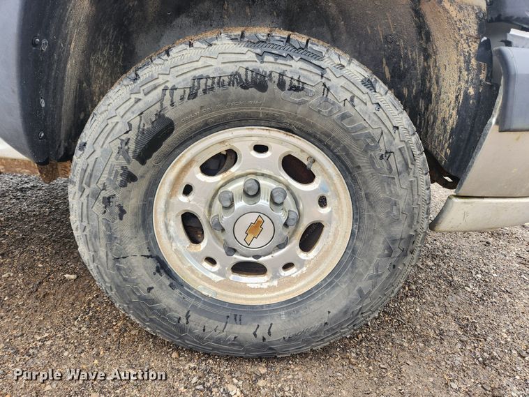 image for item JB9644 2007 Chevrolet Silverado 2500HD  pickup truck