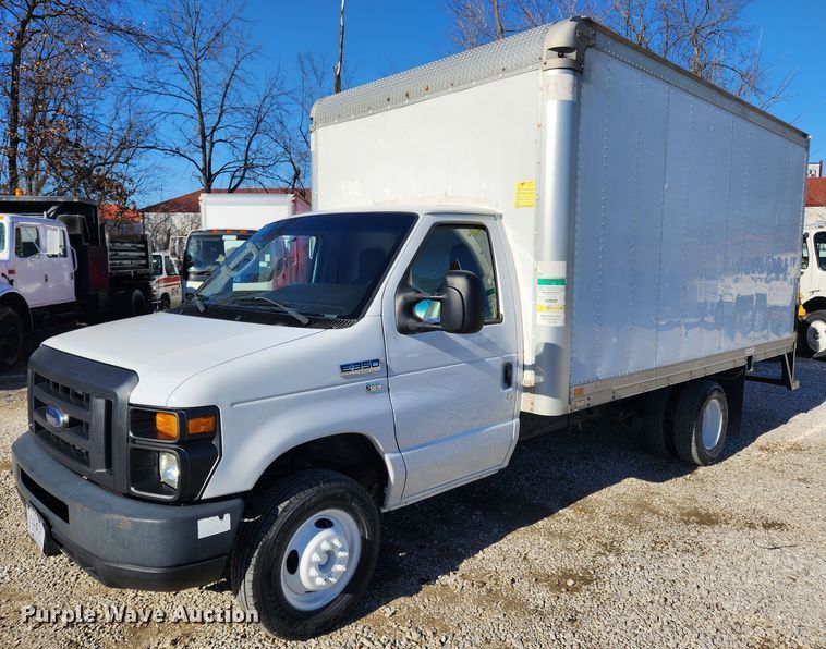 image for item JB9648 2014 Ford E350 Super Duty  box truck