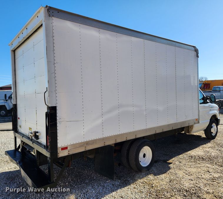 image for item JB9648 2014 Ford E350 Super Duty  box truck