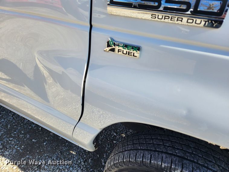 image for item JB9648 2014 Ford E350 Super Duty  box truck