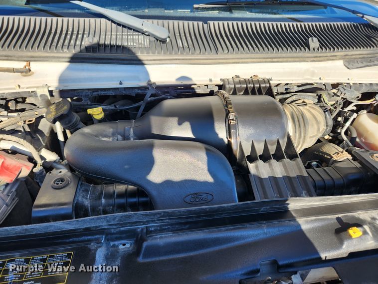 image for item JB9648 2014 Ford E350 Super Duty  box truck