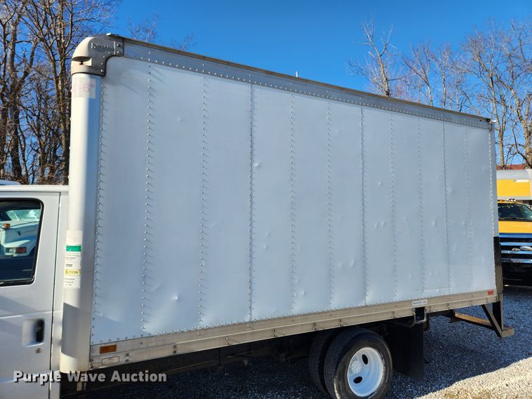 image for item JB9648 2014 Ford E350 Super Duty  box truck