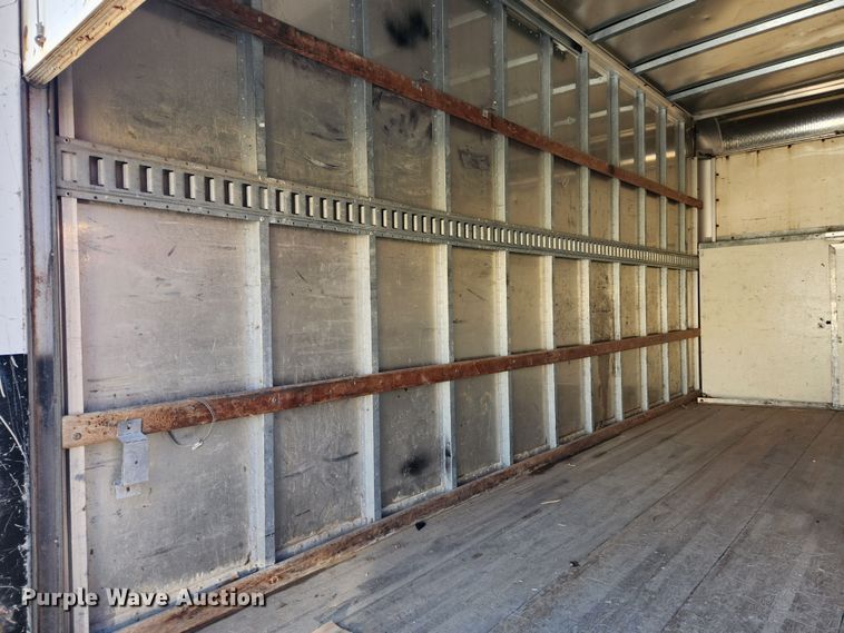 image for item JB9648 2014 Ford E350 Super Duty  box truck