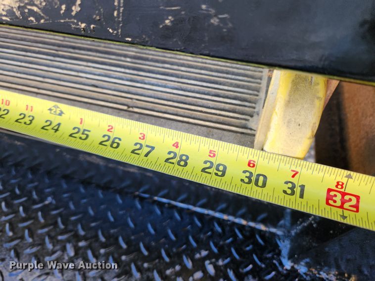 image for item JB9648 2014 Ford E350 Super Duty  box truck