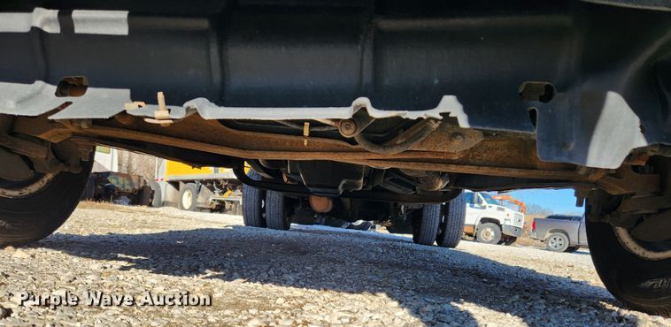 image for item JB9648 2014 Ford E350 Super Duty  box truck