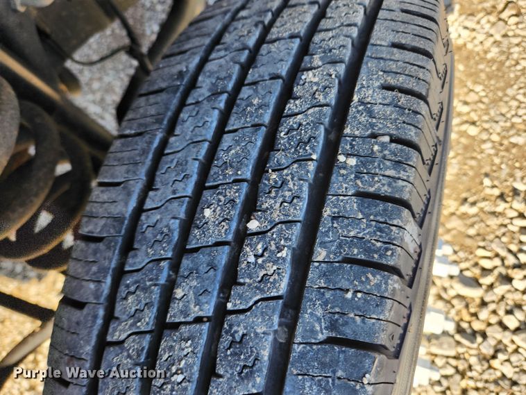 image for item JB9648 2014 Ford E350 Super Duty  box truck