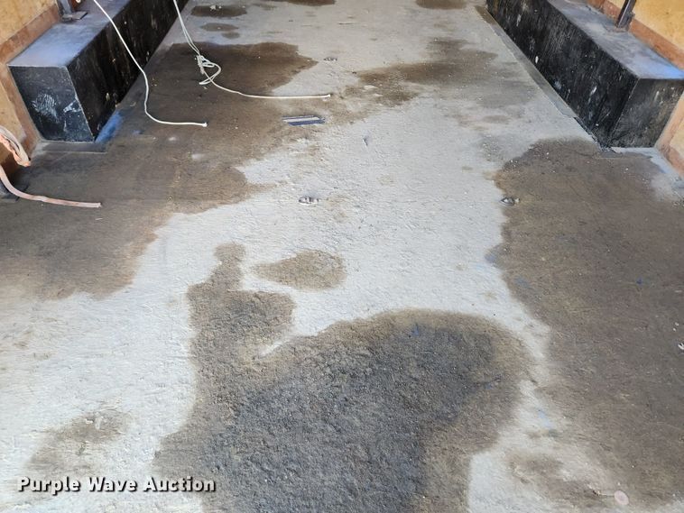 image for item JB9649 2018 Atlas ACG828TA5  enclosed cargo trailer