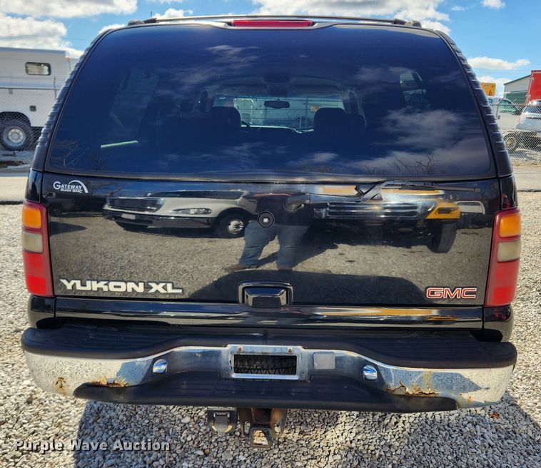 image for item JB9651 2000 GMC Yukon XL 1500  SUV