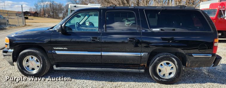 image for item JB9651 2000 GMC Yukon XL 1500  SUV