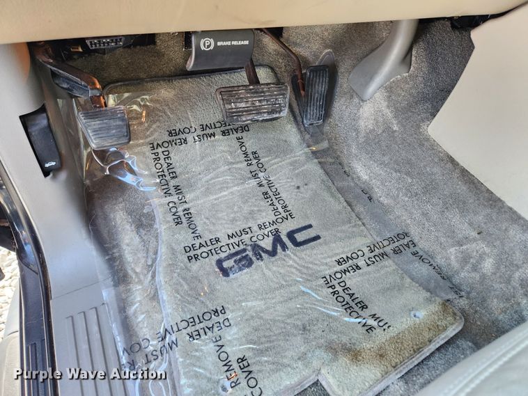 image for item JB9651 2000 GMC Yukon XL 1500  SUV