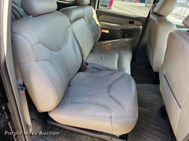 image for item JB9651 2000 GMC Yukon XL 1500  SUV