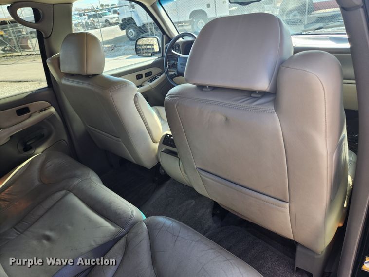 image for item JB9651 2000 GMC Yukon XL 1500  SUV