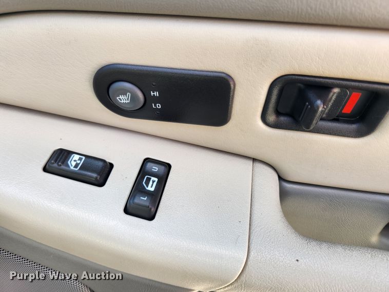 image for item JB9651 2000 GMC Yukon XL 1500  SUV