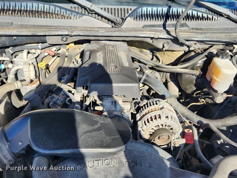 image for item JB9651 2000 GMC Yukon XL 1500  SUV