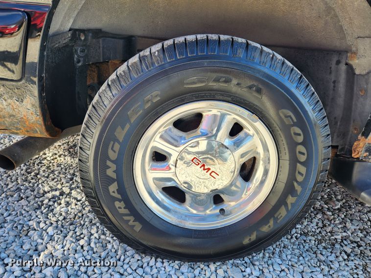 image for item JB9651 2000 GMC Yukon XL 1500  SUV