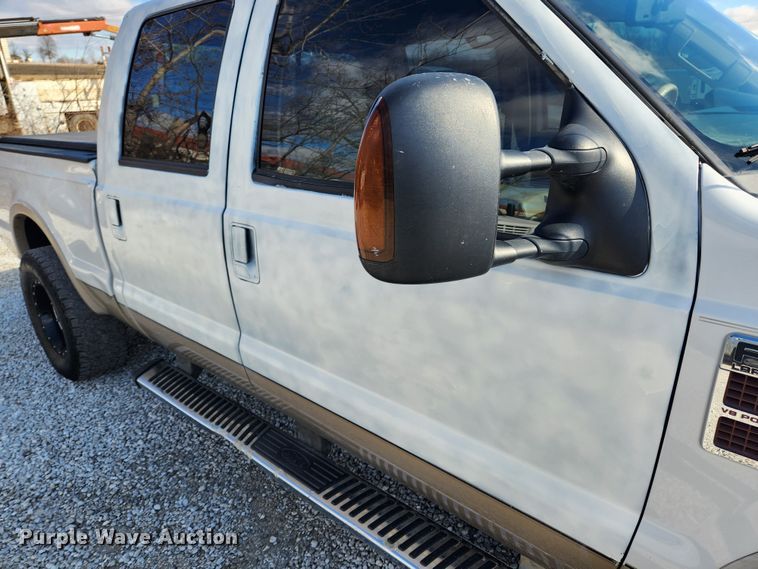 image for item JB9652 2010 Ford F250 Super Duty Lariat  Crew Cab pickup truck