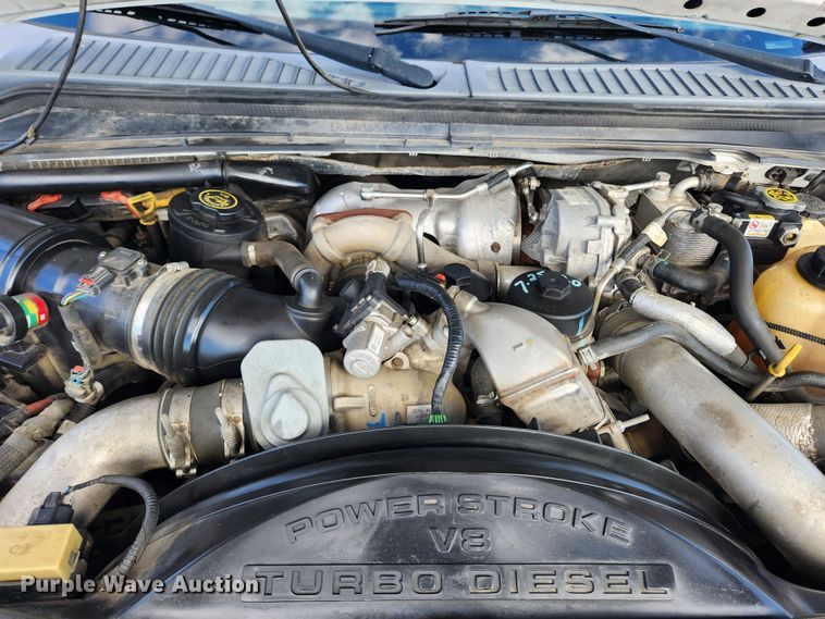 image for item JB9652 2010 Ford F250 Super Duty Lariat  Crew Cab pickup truck