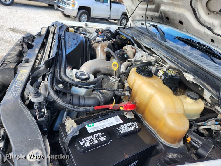 image for item JB9652 2010 Ford F250 Super Duty Lariat  Crew Cab pickup truck