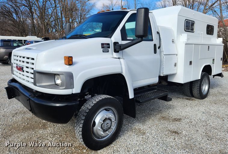 image for item JB9653 2008 GMC C4500  utility / service truck