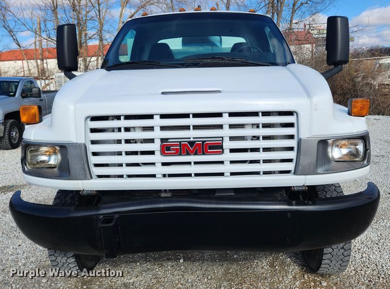 image for item JB9653 2008 GMC C4500  utility / service truck