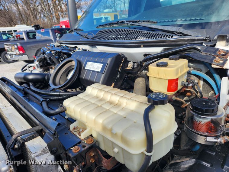 image for item JB9653 2008 GMC C4500  utility / service truck