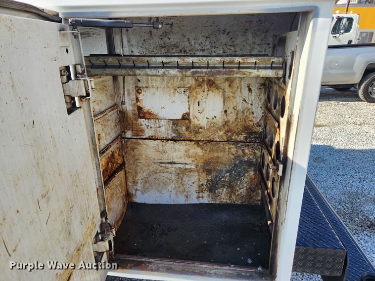 image for item JB9653 2008 GMC C4500  utility / service truck