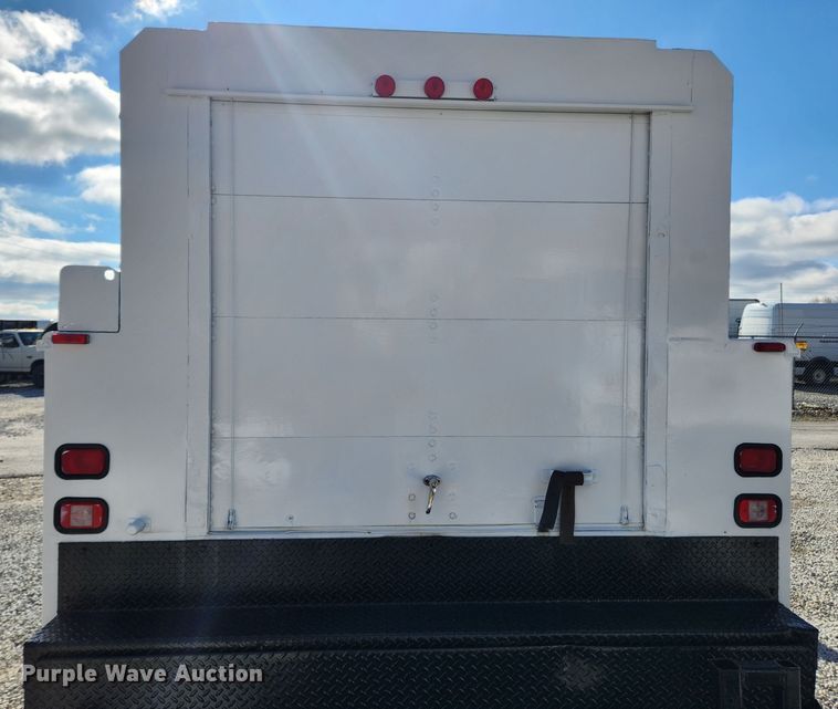 image for item JB9653 2008 GMC C4500  utility / service truck