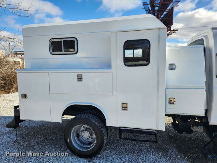 image for item JB9653 2008 GMC C4500  utility / service truck