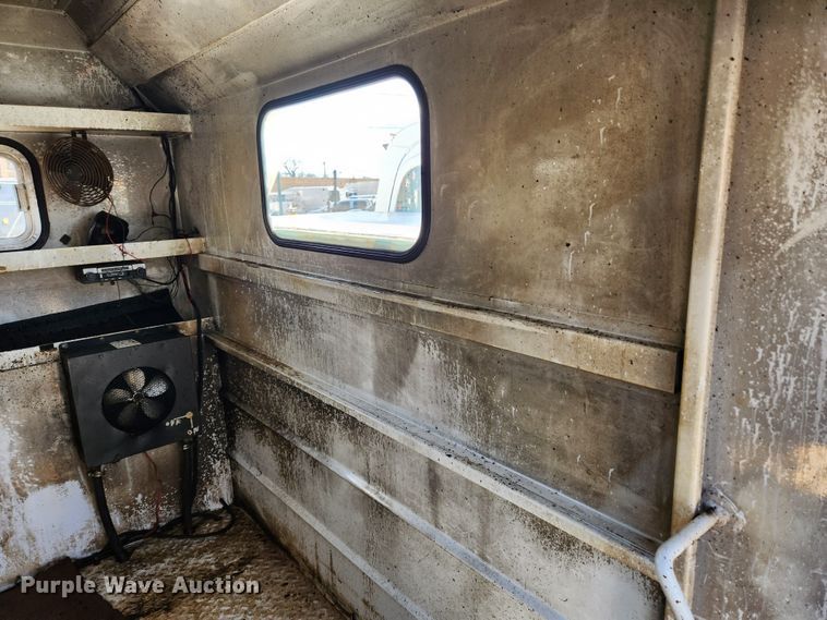 image for item JB9653 2008 GMC C4500  utility / service truck