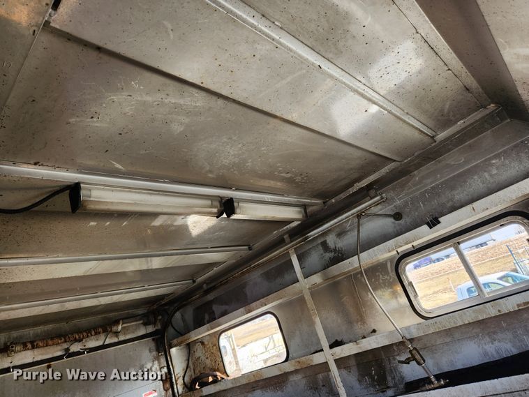 image for item JB9653 2008 GMC C4500  utility / service truck