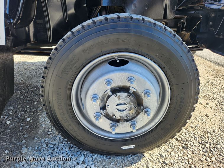 image for item JB9653 2008 GMC C4500  utility / service truck