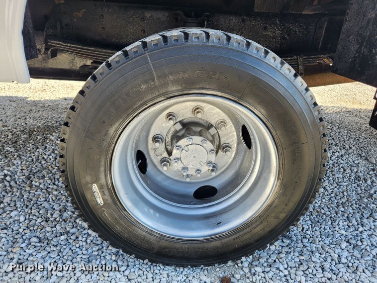 image for item JB9653 2008 GMC C4500  utility / service truck