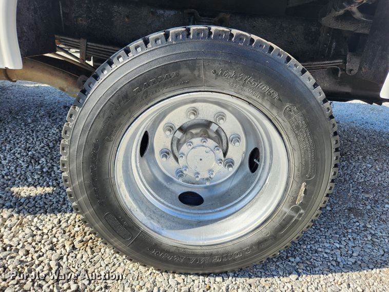 image for item JB9653 2008 GMC C4500  utility / service truck