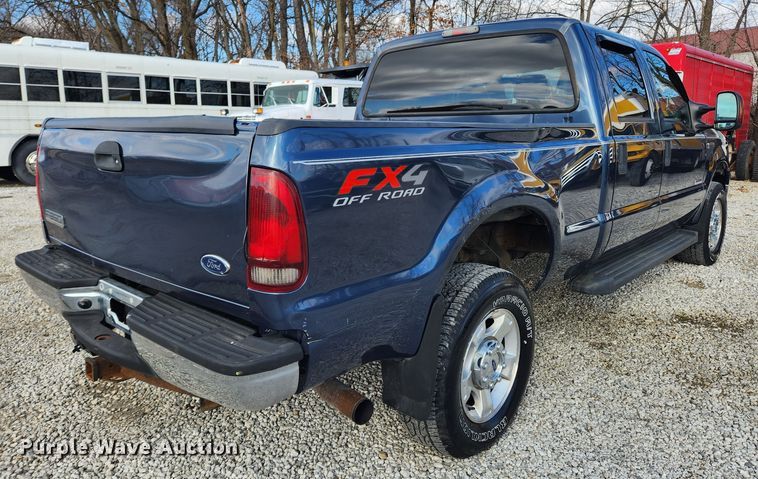 image for item JB9654 2007 Ford F350 Super Duty Lariat  Crew Cab pickup truck