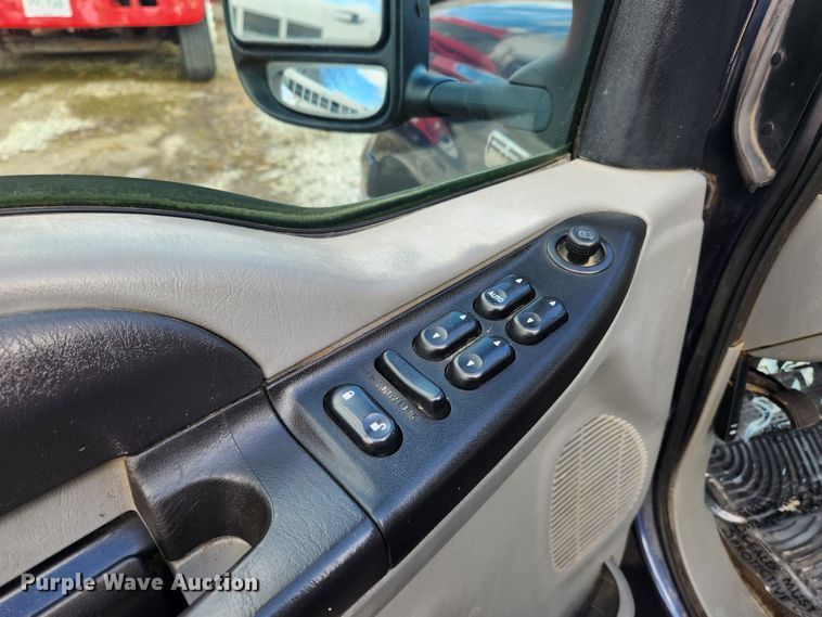 image for item JB9654 2007 Ford F350 Super Duty Lariat  Crew Cab pickup truck