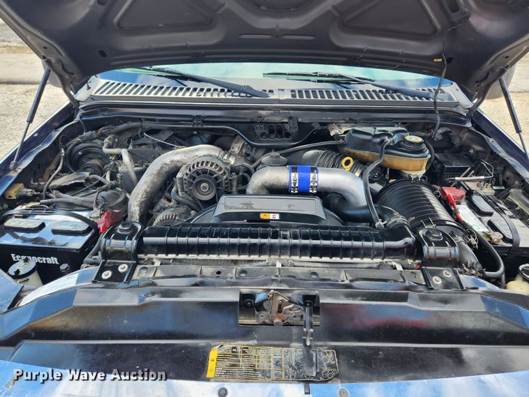 image for item JB9654 2007 Ford F350 Super Duty Lariat  Crew Cab pickup truck