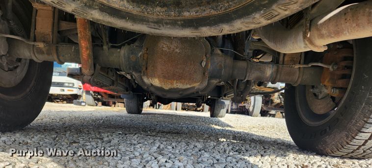 image for item JB9654 2007 Ford F350 Super Duty Lariat  Crew Cab pickup truck