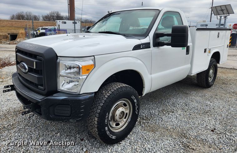 image for item JB9656 2012 Ford F250 Super Duty XL  utility bed pickup truck